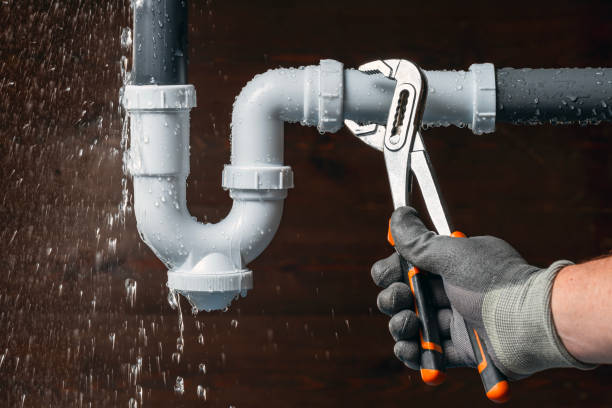 Professional Plumbing technician working in River Edge, NJ